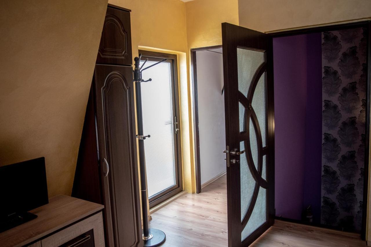 Casa Robi 호텔 Pestisani 외부 사진